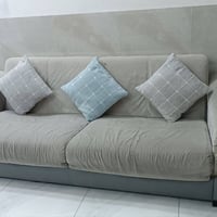 تخم تركي ثقيل • ٨ مقاعد • يتحول لسرير