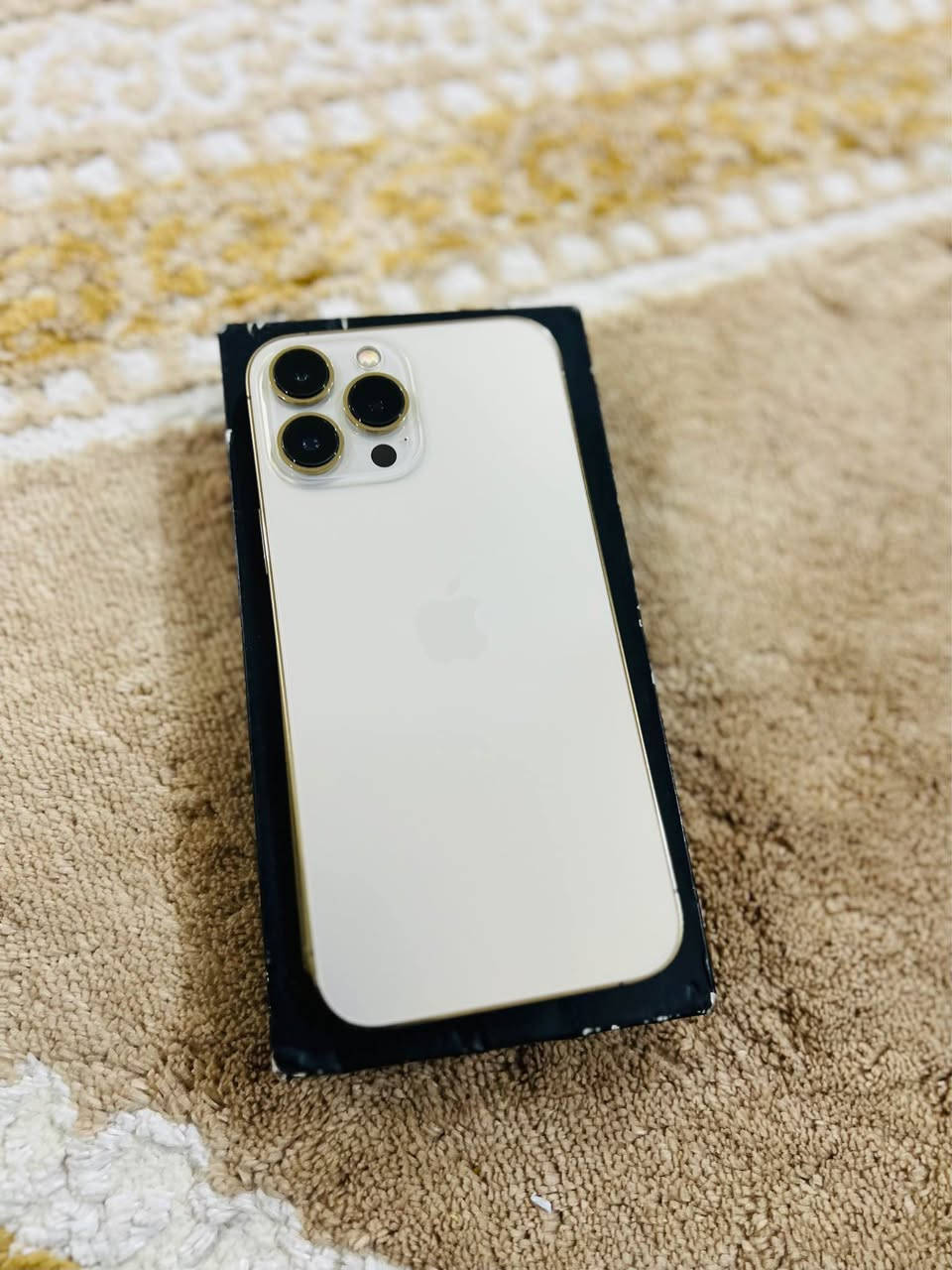 ‎ايفون لبيع 13برو ماكس الاستفسار ***********‎ Singapore
