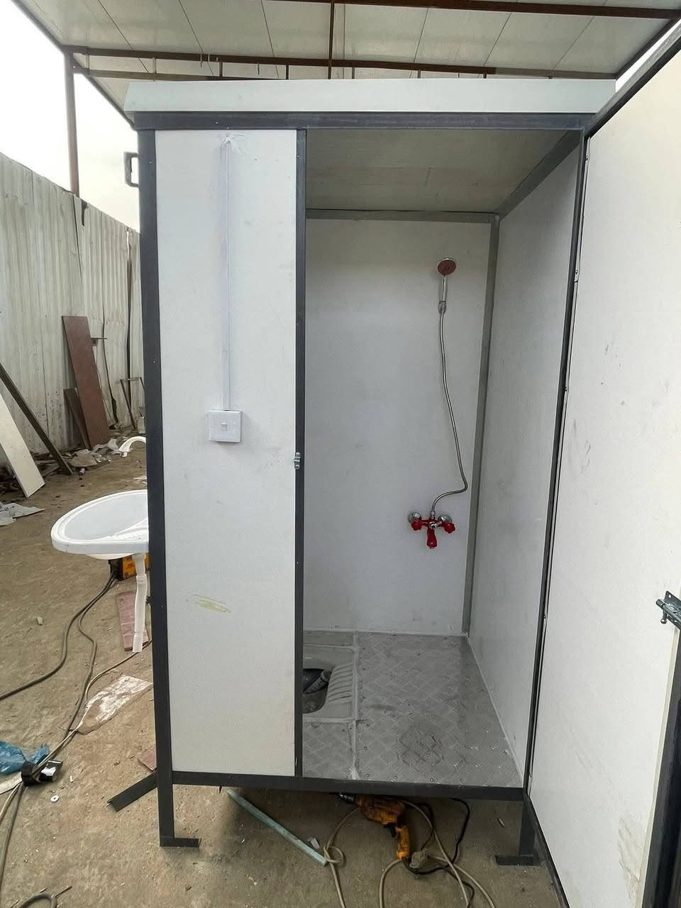 حمام تواليت مشترك بي في سي بنل
قياس 120×100
السعر 350 الف 
العنوان بغداد العبيدي 
***********
