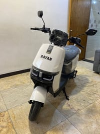 دراجه شحن ريان C2 6 بطاريات ملف 1500 واط مستعمله يوم واحد فقط نظافه مئ...