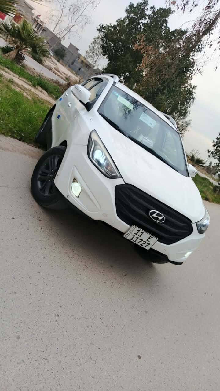 سلام عليكم توسان احلا من الصور موديل ٢٠١٦ خليجيه بيهه مكانات صبغ بدون كلبه او تجيه شواصي مكفول سنويه جديد ابيع عام سعرهه ١١٠ وبيهه مجال شي بسيط
مكان واسط العزيزيه 
***********
