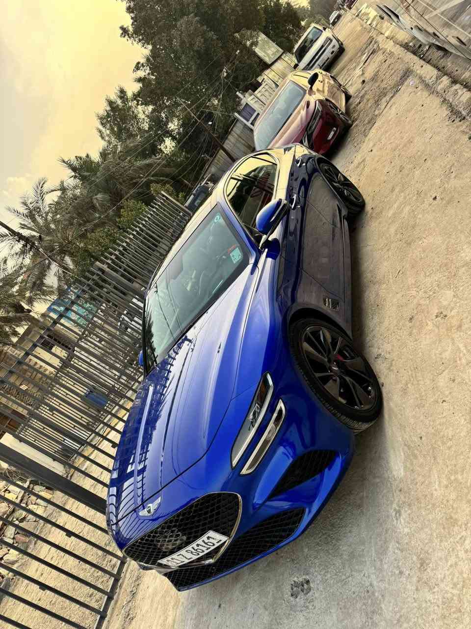 السلام عليكم للبيع جنسيز 2023 g70 برستيج اعلى فئه ماشيه 56 رقم بغداد باسمي تحويل ثاني يوم السياره 6 سلندر تون تيربو حادثها نوضح بال صوره القماره راجعه bdr  الجنطه بيها صبغ والجاملغ على كد الفوك قليل كلش السعر 240 وبيها مجال ‭0771 880 5948‬
