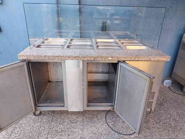 براد كهربائي ستيل + مرمر
قياسها 153*80 والارتفاع 80 
وارتفاع الجامه عن المرمر 46
سعره ب600
بغداد الاعظمية 
‏‪***********‬‏
