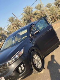 سورنتو ٢٠١٨ • ٧٥٠٠٠ كم • حادث بنيد