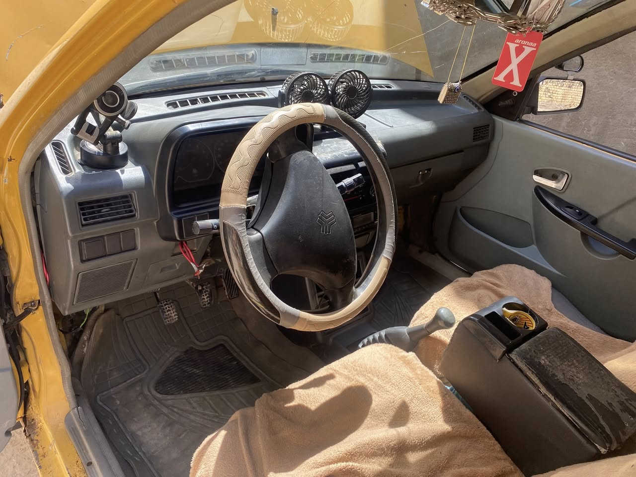 السلام عليكم سايبا ٢٠٠٩ حلوة وجميله السيارة محرك قبل سبوع مشدود كهربائيات داينمو سلف باتري كله جديد سيارة كلش حلوة تجي وشوف بعينك ب٢٠ ورقه وبيه مجال رقم الهاتف***********
