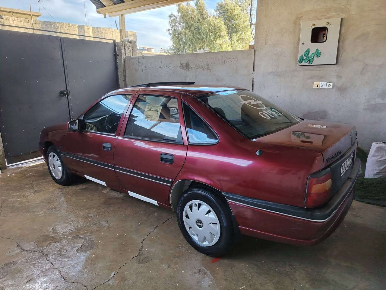 للبيع فكتره موديل٩١ حجم ١٨ بسمي بيها كربون للتصال***********
