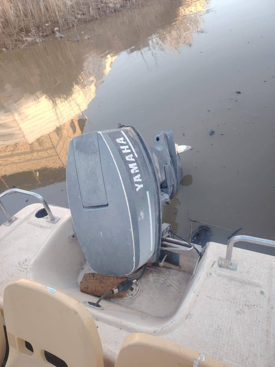 السلام عليكم زورق البيع زورق كلش حلو نضيه هو مكينته مكينه 55 يامهه نضيفه السعر 35 بيه مجال رقم 📱 ***********
