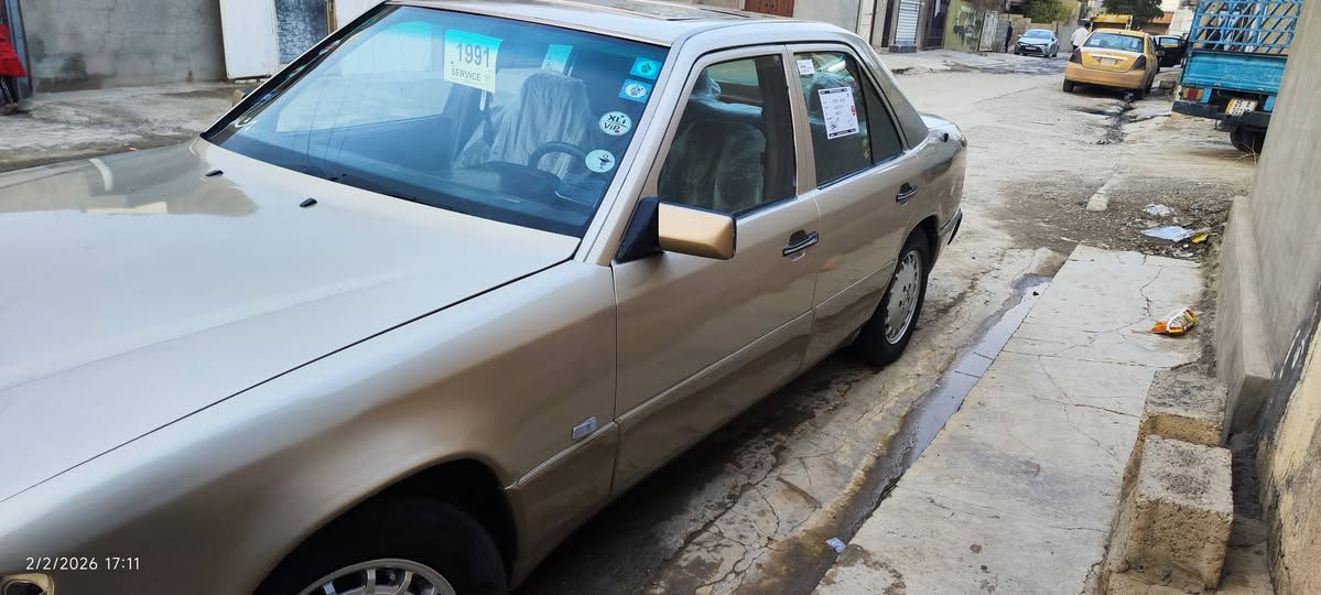 للبيع مارسدس دب300 موديل 1990 كير محرك شرط 3000 ديلكو سياره حلوه جاهزه من كل نواحي صدر  تايرات كهربايت شرط سياره بدون ضربه قويه صبغ عام جماليه سقف سلايد سياره مآل بيت رقم كركوك مشروع وطني دفتر بانزين بي مكان كركوك خابر عل رقم سعر 45 بي مجال بسيط ***********
