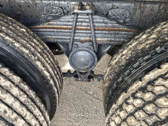 قلاب اسكانيا للبيع 113 سيارة جاهزه لشغل گير محرك شرط مجموعة توب تلاين شاصي مطول مابي اي عيب شرط تحويل 
السعر 175 شراي يتصل على الرقم ***********
