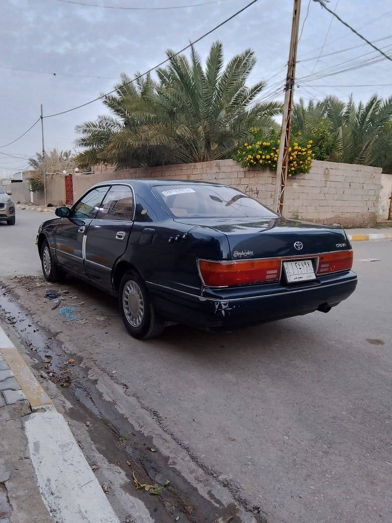 السلام عليكم ورحمة الله وبركاته للبيع بطه كراون فصل موديل 1994 مكفوله من العيب الشرعي والصوليات رقم انبار مشروع وطني سنويه 2027 السياره جاهزه حداديه ومكينه وكير جدد 
العنوان واسط 
السعر (46)
للاتصال ***********
