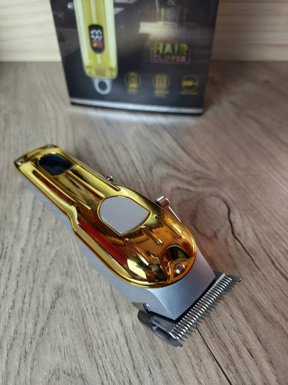 مكينة شحن
نوع TYPE_C بطارية ليثيوم ✅
1800mAh يعني استخدام مطول ✅

شاشة عرض البطارية ، امشاط تدريج عدد 4 ، بالاضافة لهذا المكينة مزودة بعتلة للتدريج ❤✅

قطعة روعة سعرها 15 الف بس 💸✅

للتوآصل

اتصل على : ***********

او رآسل تلگرام: @voice_7s
