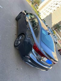 كيه فورتي 2024 امريكي  السعر 145   نص فول   07721671250