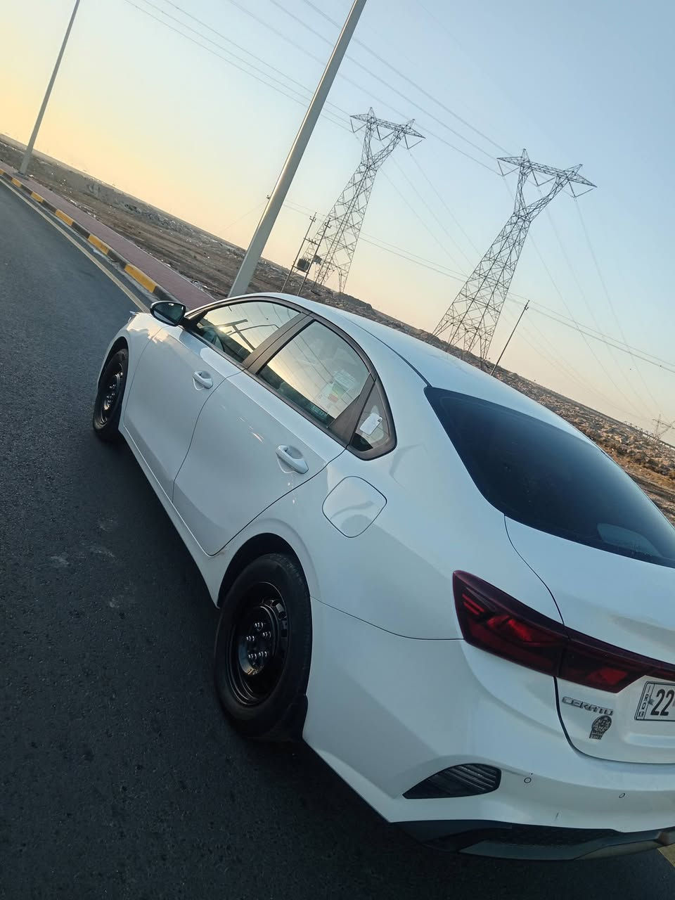 سلام عليكم سيراتو موديل 22خليجي رقم اربيل جديد باسم شركه محرك 1600 دوش ماشيه ١٢٤ مواصفات معروفه سياره كفاله عامه وضع شركه من كل تفاصيل سعر 165 وبيها مجال الشراي يتصل ويتدلل العنوان بصره زبير *********** وكاله باسمي
