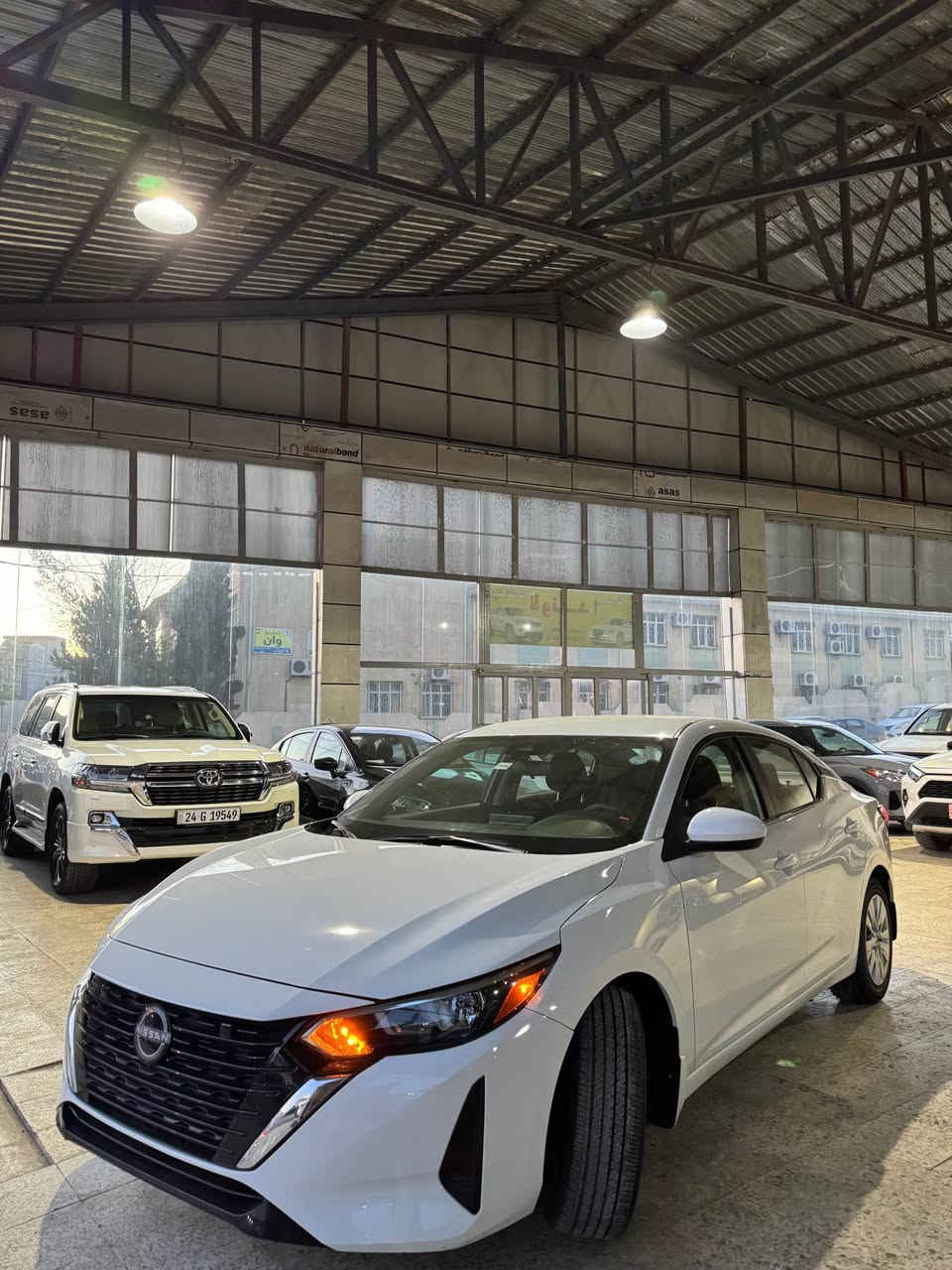 نيسان سنترا موديل 2024 S 
سياره بيدون دعم بجم كبس فقط البابين امشخطه

ماشيه 18 mil سياره جديده ره قم تلفون واتساب 
(***********)📞 زاخو, دهوك
