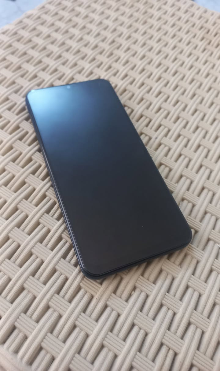 جهاز A20 شغال ونضيف السعر ٨٠ 
مكاني بغداد المشتل


**إذا كنت صاحب هذا الإعلان وتريد حذفه لأي سبب، رجاءا أرسل رسالة إلى الدعم الفني**