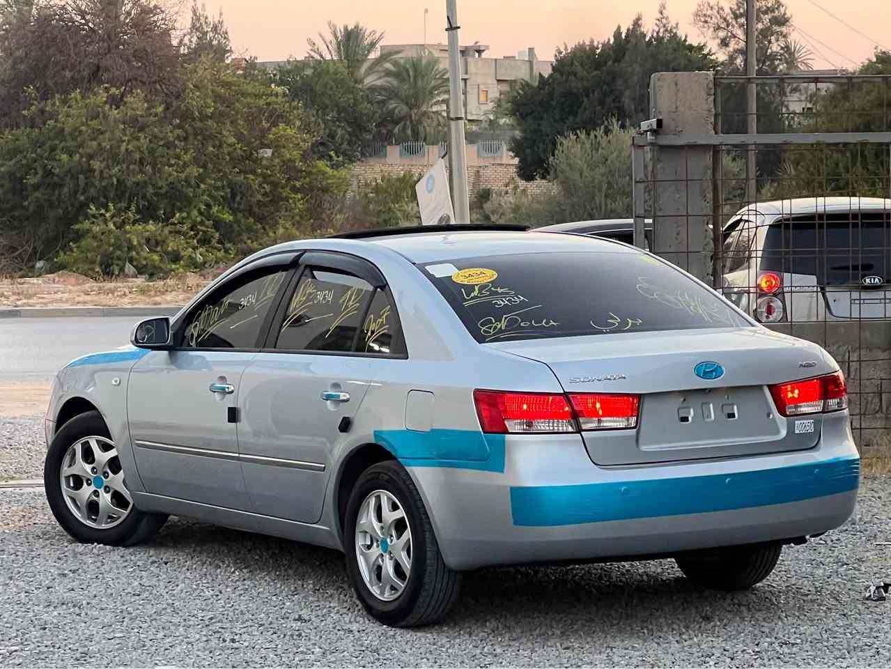 الله يباارك صالون بيج راهو   
         بسعر 💸💸27.800💸💸
 🎖🌟 معرض القمه  لتجارة السيارات 🌟🎖

🌟النوع : SONATA

🌟 سعـة المحـرك : 2.0 أصلية💯✅

🌟 سـنة الصـنع :2007حقائق

🌟 عداد المسافة المقطوعة79km✅ 

🌟 نـاقل الحـركة : أوتوماتــگ  💯
 سيارة ربي يبارك 🔥 عيب واحد لا باذن الله 🤍
  قيادة سفااار  🤍
▪️صالون بيييج
▪️حساسات خلفيه
▪️ديسكوو 17
▪️تحكم كامل ف المقود مع منظومة اتصال 📞 
▪️تدفئة في الكراسي 🔥
▪️تكيف فريز من اول طقه ❄️ 📦
▪️كرسي كهربائي ✅
▪️كراسي جلد ✅
▪️استار خلفي ✅
🌟 خَـاليـة مِنَ القَصْ و السُّـوسْ والقِشرةٌ نهائي✋✅
🌟 محرگ وكمبيو 10/10 بالضمانه 

🌟 الحـالة : مُمتَــٰـازَة جداً 💯✅

🌟 إستيــراد كوريا حديث 2026🚗 🇰🇷✅

🌟 جمرك / رسالة مفتوحة ✅

-سيارة كسبة لاقوة إلا بالله قمة في النظافة❤️

-برشام الدار فالبواب والعتب✅

-سيارة تحتها سيرية جديدة 🛞🛞

_____مكان طرابلس كوبري الشاحنات ______
رقـم الهـــاتِفٌ ‭‬:↘️⬇️
اتصال او واتس0935552520📱📲 طرابلس, ليبيا


**إذا كنت صاحب هذا الإعلان وتريد حذفه لأي سبب، رجاءا أرسل رسالة إلى الدعم الفني**