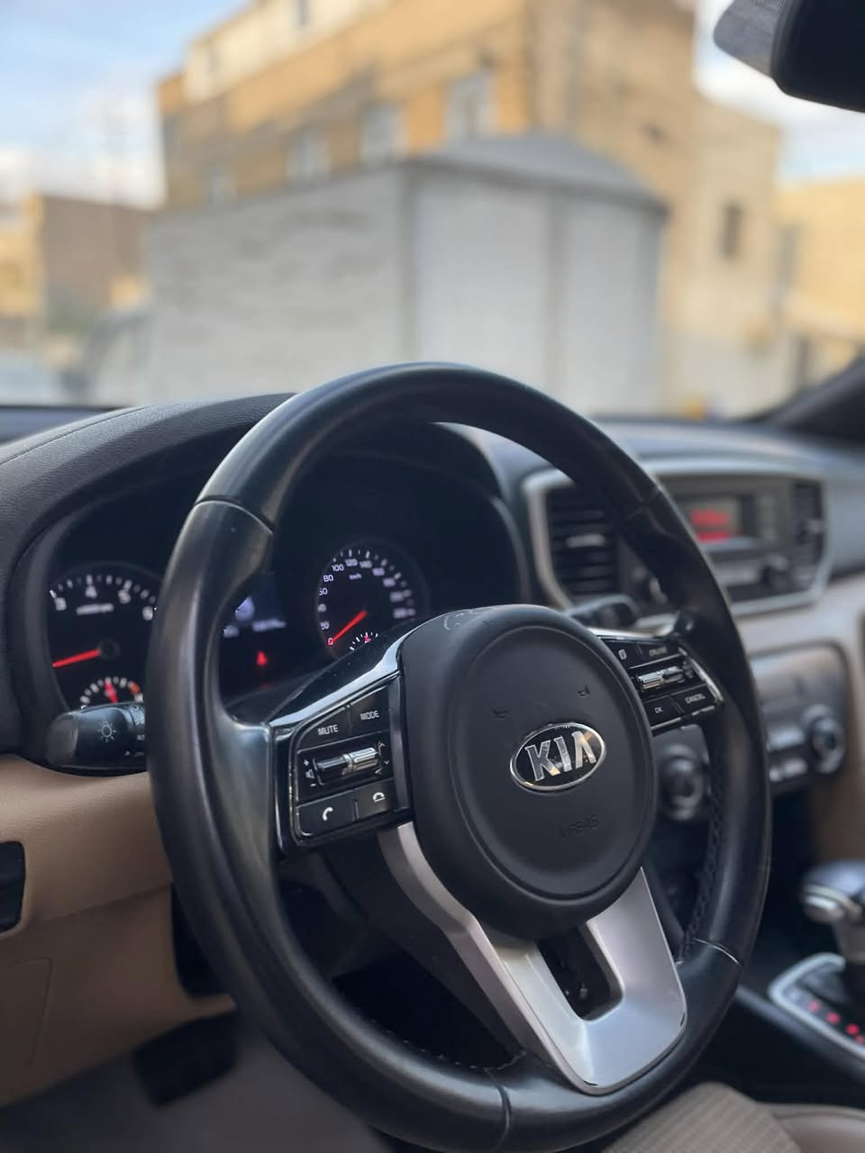 سبورتج 2019 خليجي جديده السياره مكينه 2000 دوش حساسات رقم بصره ابسمي تحويل ثاني يوم سعر مناسب ان شاء الله الشراي يتصل ويدلل ***********
