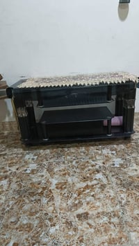للبيع ميز كزاز مرتب  رقمي 07744489022