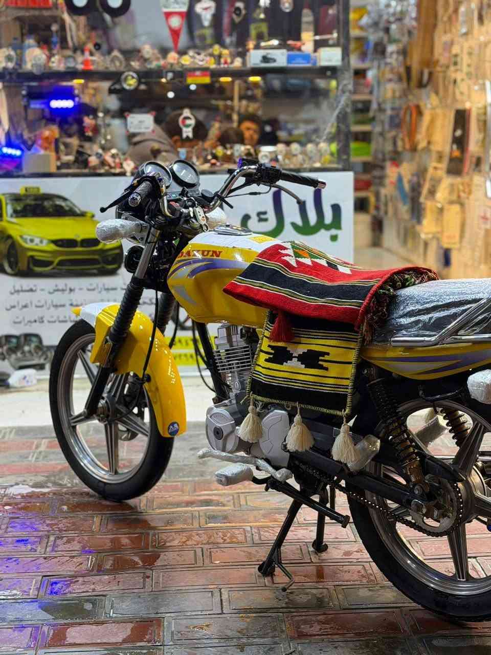 🔹مستعجل علبيع اليكسر بسعر يسمع حجي ميعجبة🔹 
السلام عليكم
دايون مديل 2023 ثامر خلخال 🍋لون مميز ليموني🍋 اوراق اصولي كامله وصل معرض بسمي كهربائيات كلها شغاله  صالنصه ستيل اصليه الدراجه ما ماشية ولا مشتغلة الدراجه كفاله عامه من كلشي محرك اخرس ما مفتوح شرط شلعه ومعدل
سعره 1475 وبيهه مجال كلش قليل حك الجية
عنواني كربلاء حي الميلاد
***********
