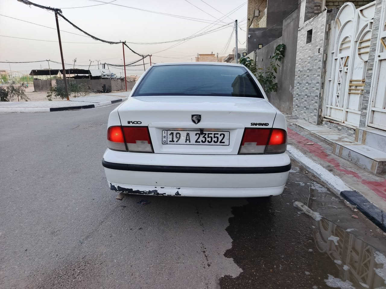 السلام عليكم 
سمند 2011 ناطق رقم كربلاء بسمي 
السيارة جاهزة من الالف للياء مايحتاج اكلك هيج بيها وهيج 
عليها ادامه كامله كير مكينه تبريد حدادية دواخل كلها جديدة مابيه نقص ابرة ترايك للبصرة شرط
 الصبغ الله شاهد اني ماعرف بي بس حسب الي اعرفة بيها باب الي ورا باب الصدر والبنيد وبعد بكيق المشتري وين ميعجبه يفحص يريد سونار بكيف بلي يعجبه 
السعر 45 وبيها مجال جدا بسيط 
مكاني كربلاء ***********
