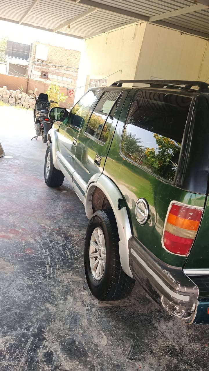 سلام عليكم للبيع شوفر ليت بلايزر موديل 97 سنويه ل 28 ممنتهيه رقم بغداد تحويل ثاني يوم سعر 35 بيها مجال لطيبين مكاني بابل مامتواجد عل فيس تصال عل رقم ‏‪***********‬‏ بيها محرك بطه 3000
