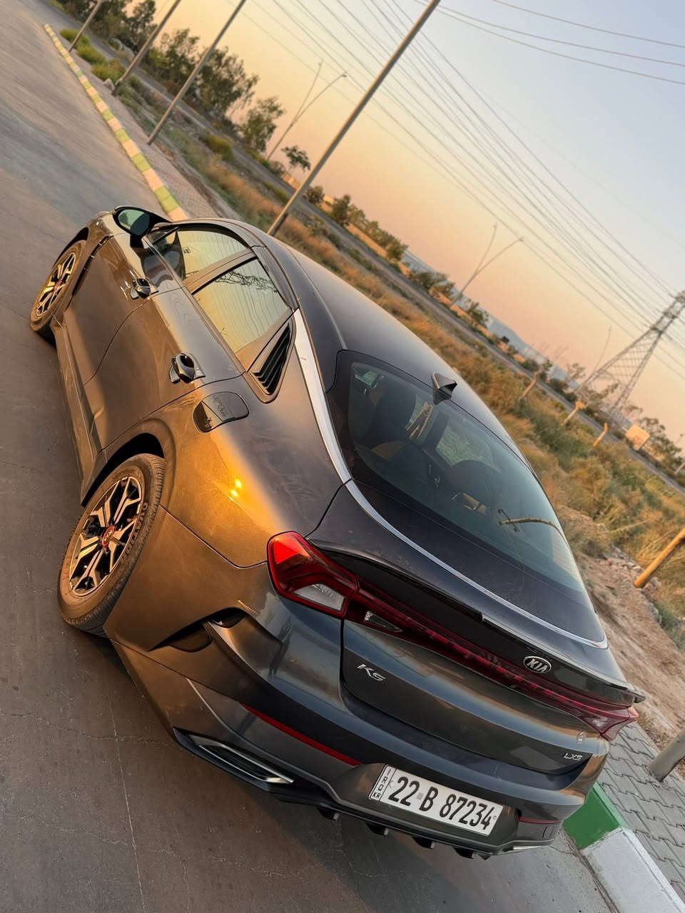 السلام عليكم 

K5 2021

حادثها جامرلغ السايق فقط وبيها كلير شويه بالجامرلغ الخلفي

بصمه-شاشه ديجيتال- كاربلاي- نقط عمياء- تحكمات ستيرن- موس وضعيات قياده- بصمه ابواب 

السياره بحاله الوكاله جديده كل نقص مابيها 
155$
ديالى الخالص 
***********
