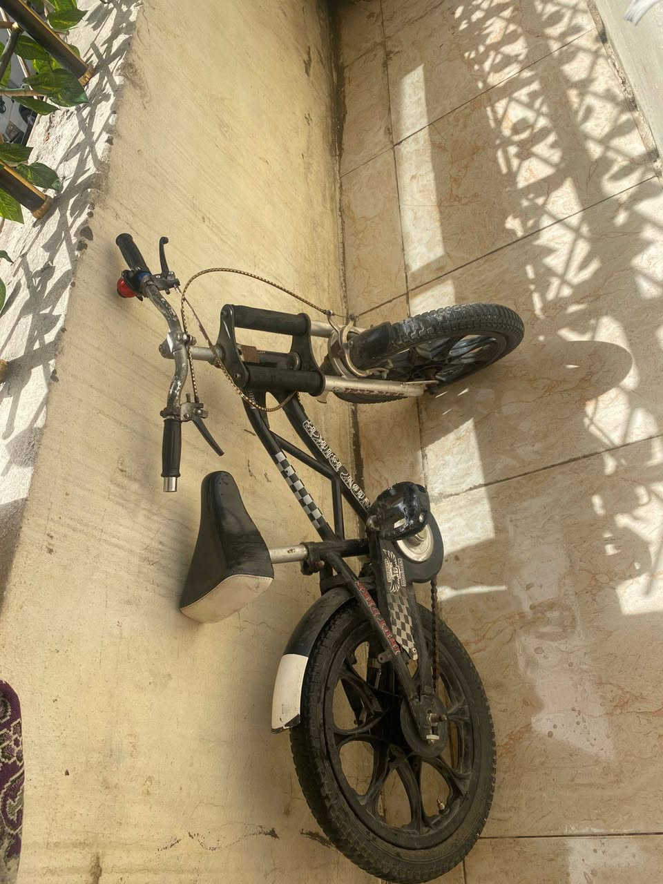 حجم ١٦ ياباني
السعر ٥٠ ***********

