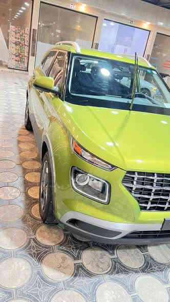 السلام عليكم 
للبيع هونداي فينو موديل 2024 فول مواصفات حادثه جانبي بدون ايرباك بجم كبس صور الحادث بالمنشور سياره اخت الزيرو ماشيه 6 الف ميل بدون رقم مكان السياره بغداد الغزاليه السعر ب 135$ للاستفسار ***********
