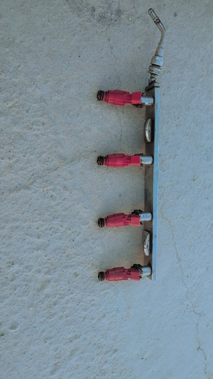 سلام عليكم نوزلات لبيع مال النتره مكينه 1800حاويه كارتون شرط لفحص قيم وخذهن مكاني ناصريه بل شطره تصل  ***********
