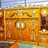 غرفه اخشاب للبيع ست ابواب ملحق نضيف زاويه كنتوريه السعر 650 الاتصال عل...