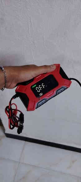 سلام عليكم
شاحن بطاريه سياره دراجه 
بعده جديد 
خلي سعر وخذه ماعندي توصيل 
مكاني بعقوبه كاطون رازي 
هـ***********
