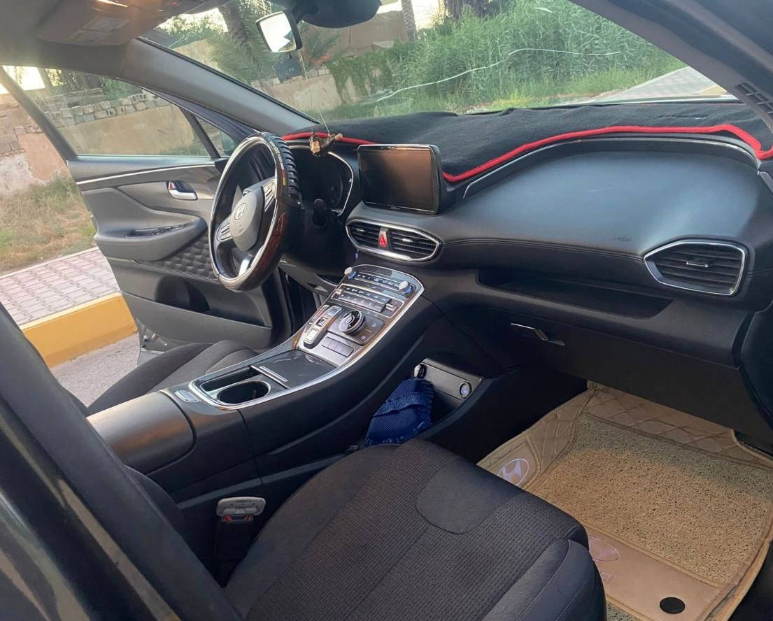سنتافي موديل 2023
وارد امريكي السياره 
ماشية٢٦ فقط 
وترقيم جديد رقم بغداد 
2500 محرك  
كشن كهربائي 
بصمة ابواب 
بصمة تشغيل
تشغيل عن  بعد
رادار امامي خلفي جانبي 
أنظمة قيادة 4 
comfort
sport
smart
snow
-- اطفاء ذاتي
اوتو هولد
مانع انزلاق
كيرها يجي  دكم بيانو
تبريد منفصل 
تبريد قطعتين
فور ويل  
فول تحكم استيرن جهتين
شاشة تدعم كار بلي  مع كامرا خلفية دوارة
مانع انحدار 
رادارات جانبيه امامية خلفيه
شحن مبايل واير ليس
مانع تصادم امامي خلفي 
تحديد مسار قيادة آليه 
شفتات استيرن 
تدفئه كشنات

فول تحكم استيرن جهتين

شاشة تدعم كار بلي  مع كامرا خلفية دوارة

مانع انحدار 

رادارات جانبيه امامية خلفيه

شاشة اعطال 

لدات امامي نهاري

بك لايت لد 

منافذ شحن امامي خلفي 

وباقي المواصفات معروفة 
حادث السياره جدا بسيط يمك رقم الشاصي وشوف 
سعرها ٢٢٨
الاستفسار 
***********
