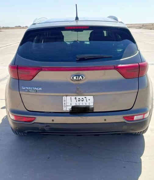 سبورتج خليجي موديل 19 
ماشيه 96الف 
مواصفات عاديه سويج اشاره بل مريا حساس خلفي شاشه 
أي نقص مابيه تريا للسعوديه تخم تاير باتري جديد 
يغسلافيه للي يعرف بل سبورتج سياره صبغ عام بكوريه شرط بكوريه بل شركه شرط 
بيع او مراوس عنوان بغداد رقم واسط 
اتصال *********** الشراي يتصل
