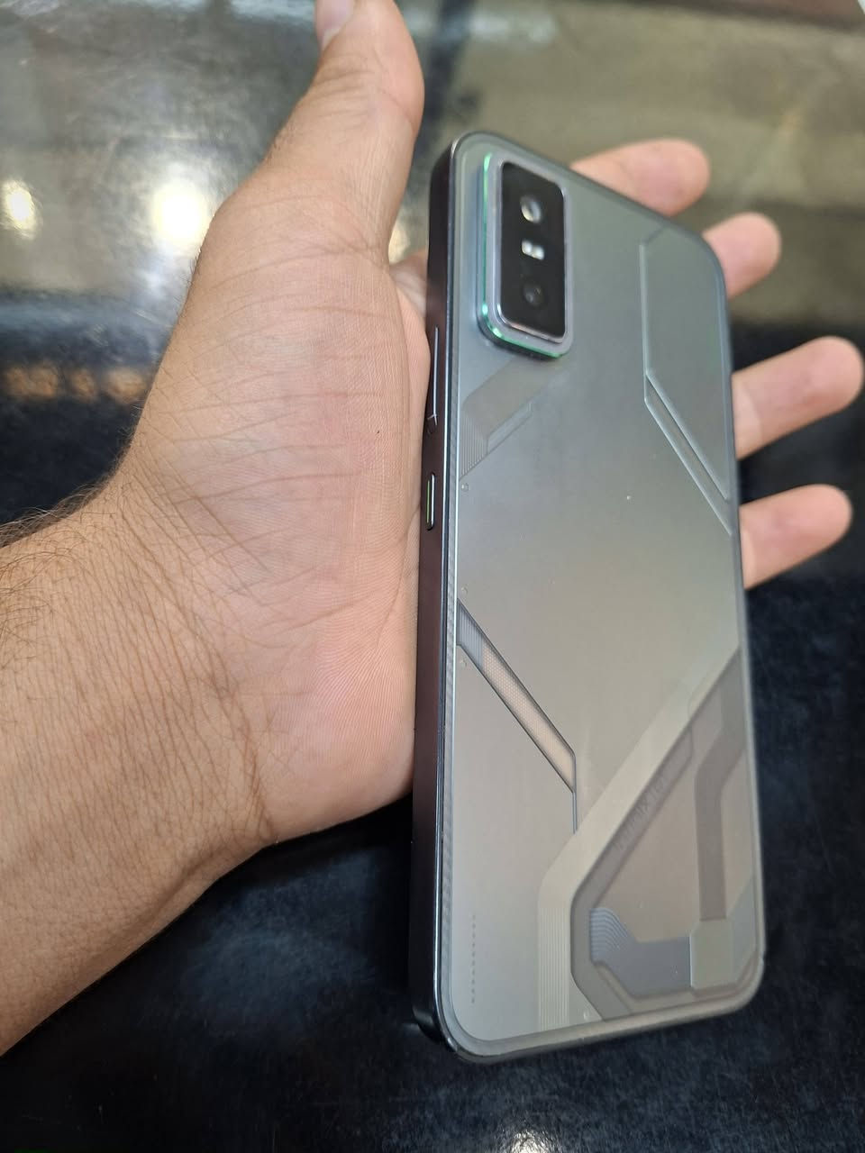 انفنكس GT30 Pro غني عن تعريف 120فريم ببجي متوفر الان
Infinix GT30 Pro / 12-256 GB

بسعر🔥🔥250 الف دينار🔥🔥

‫سعر و مواصفات Infinix Note 30 Pro عيوب و مميزات‬‎
يتميز هاتف Infinix GT 30 Pro بشاشة AMOLED بحجم 6.78 بوصة ومعدل تحديث 144 هرتز، ومعالج MediaTek Dimensity 8350، وكاميرا خلفية مزدوجة بدقة 108+8 ميجابكسل، وكاميرا سيلفي 13 ميجابكسل. تبلغ سعة بطاريته 5500 مللي أمبير ويدعم الشحن السريع بقوة 45 واط سلكيًا والشحن اللاسلكي بقوة 30 واط، ويعمل بنظام أندرويد 15


**إذا كنت صاحب هذا الإعلان وتريد حذفه لأي سبب، رجاءا أرسل رسالة إلى الدعم الفني**