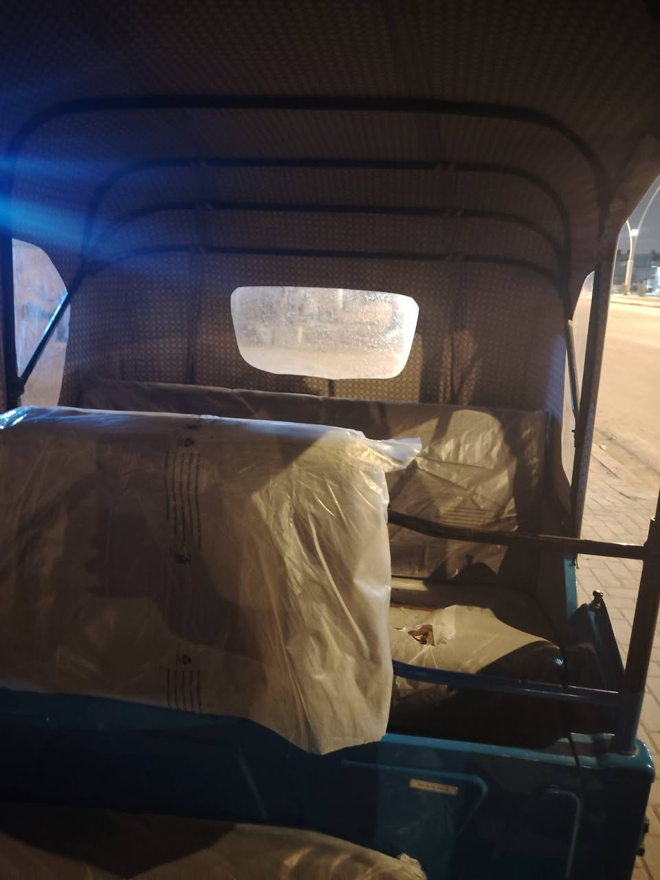 سلام عليكم تكتك 21 بشهر ال9 أوراق بأسمي بدي مكفول لا حار لا بارد المحرك ابيعلك مفتوح هذا رقمي ***********
مكان نظران قرب الكازينو
