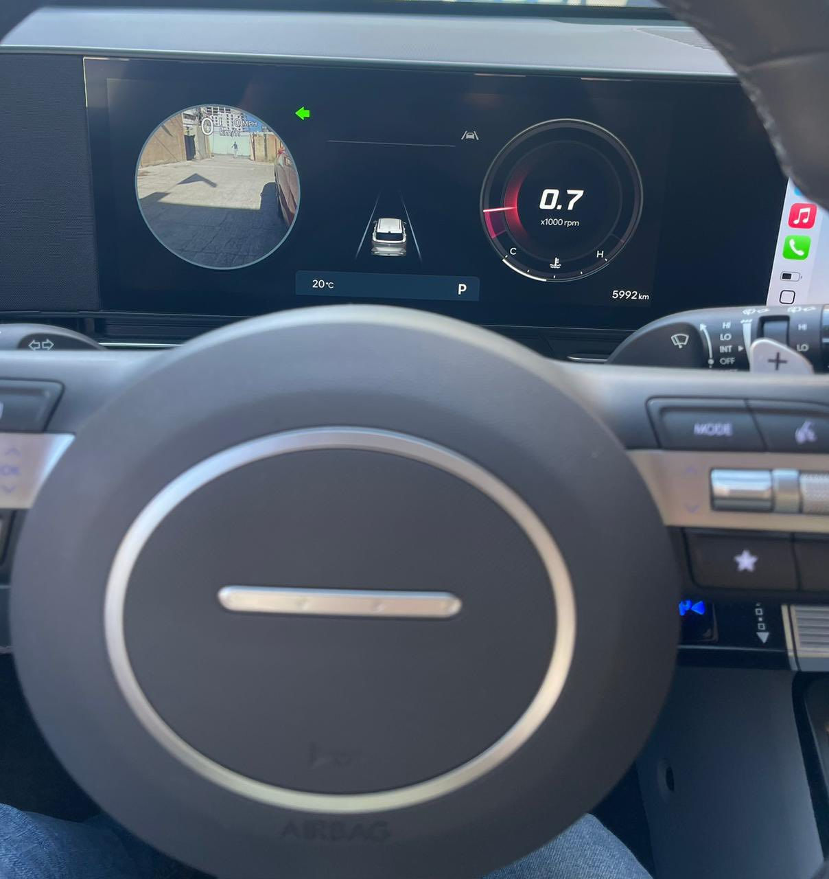 السلام عليكم  هونداي كونا 2025 لمتتد اعلا فئه بدون اير باك صبغ فقط حلفه بنيد مواصفاته 

محرك 1600 تيربو
ماشيه 10  كيلو فقط
كامرات 360 درجه مع حساس محيطي
بانوراما بصمه تقديم وترجيع سياره بلرمونت عن بعد
داخل جلد تبريد وتدفىه كشن
اناره داخليه محيطيه متغيره
شاشه متصله داخل ابيض جلد
ويل 19 انج
رادار ما انبي وامامي تحديد مسار توفق ذاتي
نظام صوت Bose
كير تعليك 8 نمر AT
السعر 18500 نهائي اعتذر مقدما ورقم شاصي بلمنسور  للمصداقيه
متواجد في كراده وشارع فلسطين للاستفسار ***********
