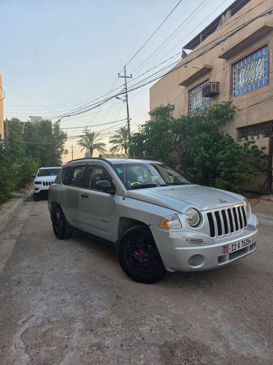 السلام عليكم 🚗سياره جيب 2007 فول كير ومكينه مامفتوحات تبريد ❄ بس بيه قطعتين جامل وباب وسيار ماشاءالله نضيفه بيع او مراوس  السعر 73ورقه وبيه مأجال للطيبين والشريي يتصل على هاذه الرقم  ***********
