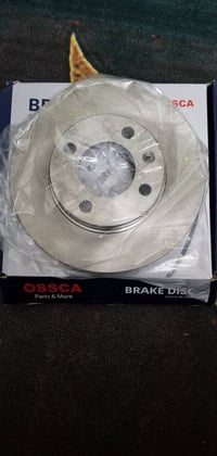 للبيع فلنجات امامي خلفي تجاري نوعيه جيده  جدبد غير مستخدم   يوجد توصيل...