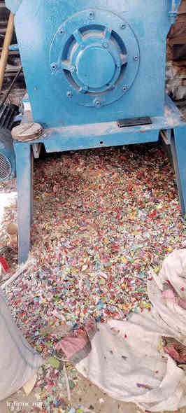 السلام عليكم
ثرامة بلاستك حجم 80ب100 جاهزة وكاملة مع بورد وضفيرة ماطور 40حصان خير من الله//السعر 4مليون وبيها مجال ..
العنوان حلة وردية// للتواصل عل رقم هاتف ***********
