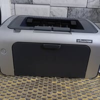 طابعة HP • شغالة • كاترج متوفر
