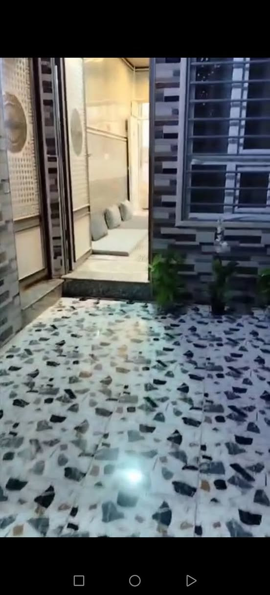 بيت للبيع موصل حي الانتصار شارع 60 من جهه الميثاق مساحه 100 متر طابق واحد فول مواصفات بناء حديث ملك صرف سند طابو الزهور السعر 65وبي مجال الاتصال والاستفسار على هذا الرقم *********** رقم***********
