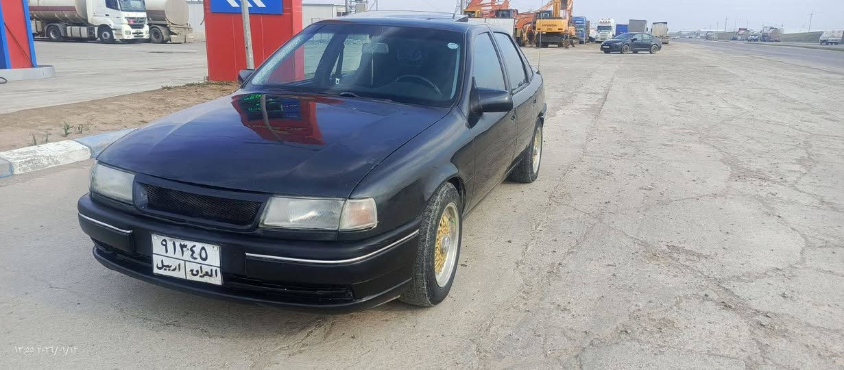 ڤیکترا مودێل 1995  بیلاد خوسوسی تۆماتیک مەکینە 20سەیارەکە فولە مواسەفاتە گێرومەکینەو تەقەوڕەقە بەشەرتە سبوخ عامە لەسەر ساخە بێ لێدانە سەنەوی خلاس بووە سعری 47مەعامەلە *********** *********** أربيل, العراق
