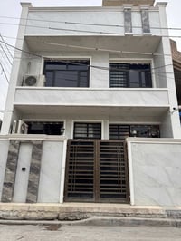 دار للايجار 🔥🔥  المساحه /75 متر / ركن  يحتوي ع /3غرف نوووم +صحيات عدد ...