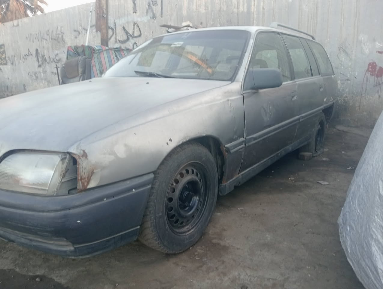 سلام عليكم
اوميكا ستيشن 
3.0 شغاله وتمشي 
نقص كهربائيات كير 
ب16 بيه مجال 
بغداد شيخ عمر 
***********
