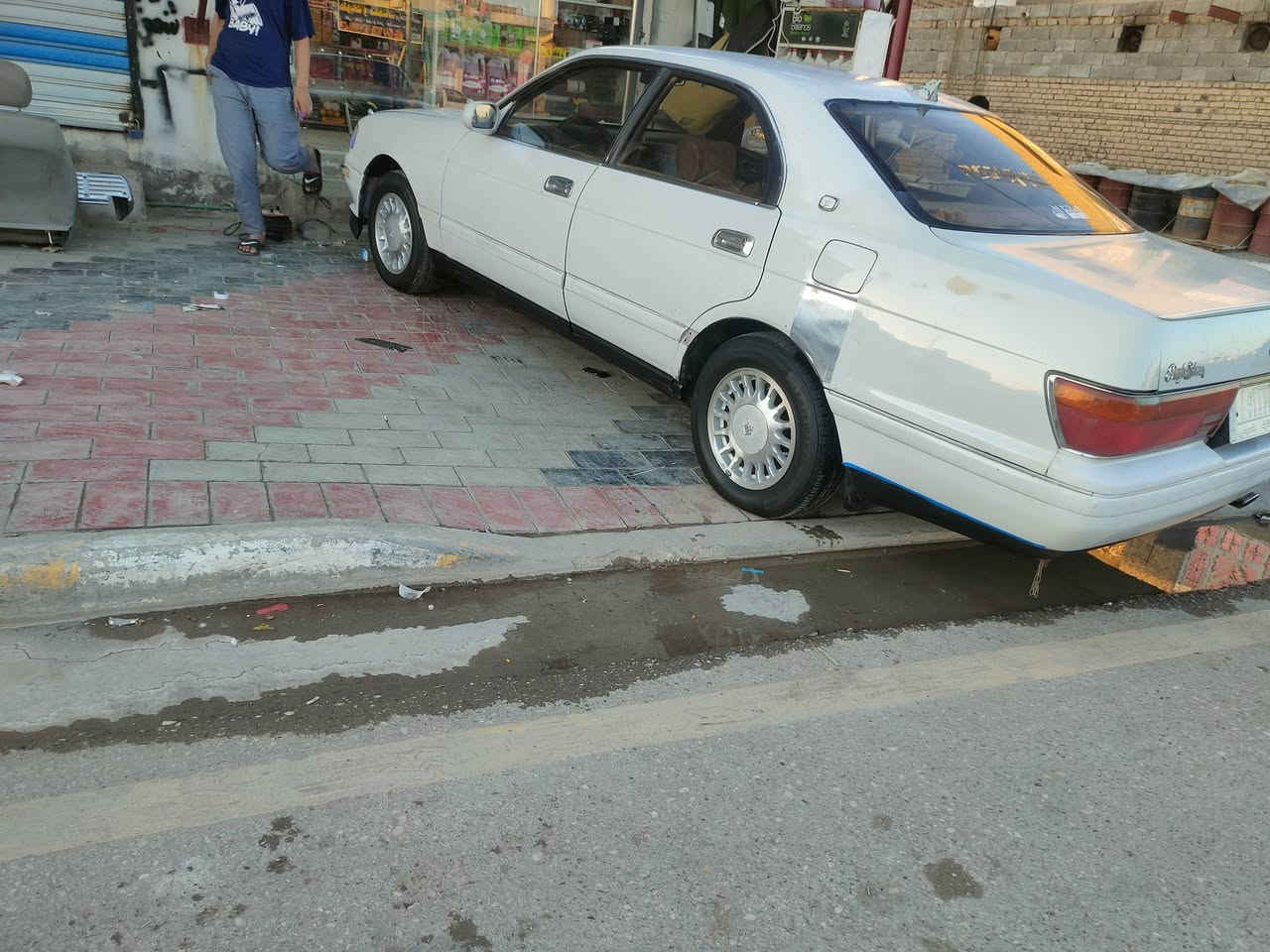 السلام عليكم بطه فصل موديل 95رقم نجف بسمنه مشروع وطني سنويه جديده لا 29وداخله هزه السياره
السياره مكفولة نقل جثه وغرمات وتحويل مباشر  بيه  كصه   السعر 47وبيه مجال
 مكاني واسط الكوت 

***********
