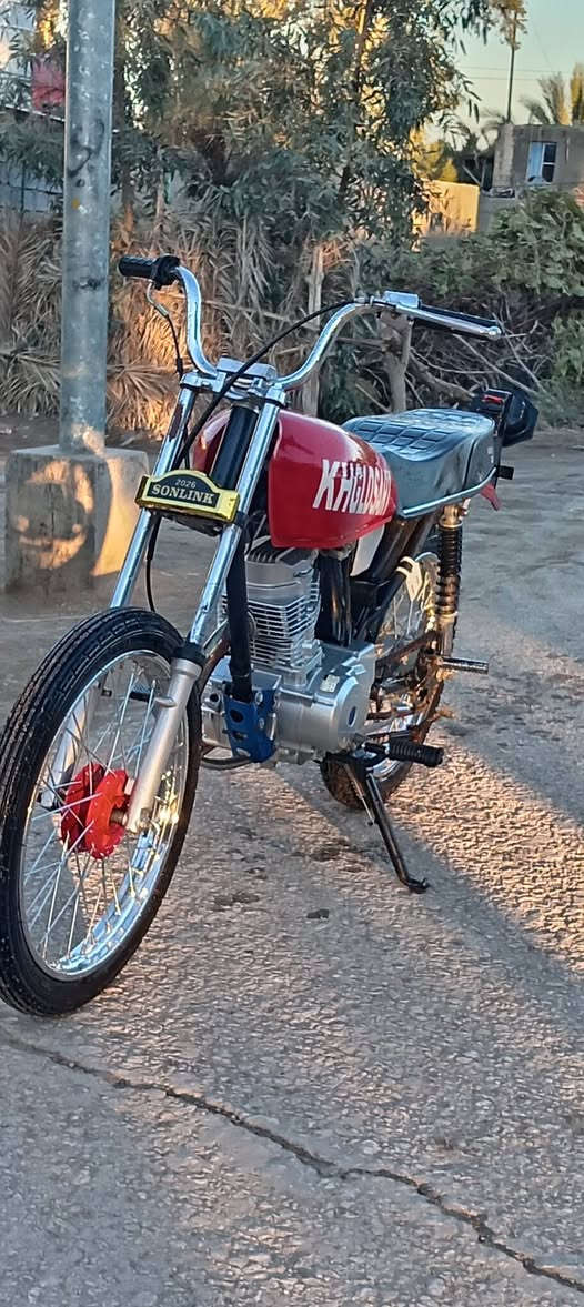 سلام عليكم دراجه نامه شلامجه للبيع تعمير جديد2026
السعر 650وبيه مجال مكاني دوانيه ناحيت المهناويه هاذه رقمي***********
