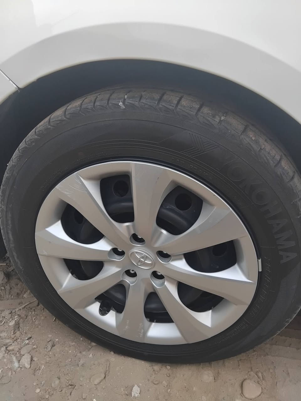 سلام عليكم
كورلا هايبرد ياباني اصلي  وارد امريكي موديل 24
مواصفات LE
سيارة جديدة جدا ماشيه 8 فقط قريب الزيرو
حادث موضح بالصور بسيط جدا دعاميه وربع جاملغ مصلح 
مامبدل بيه اي قطعه ليبل واحد 
سيارة على وضع الشركه تبريد ثلج اقتصاديه 
السعر 167
عنوان بغداد  
*********** ابو احمد
