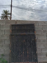 باب سلايت للبيع عرض ثلاثه متر ونص ارتفاع واحد متر وتسعين سنتمتر يعني م...