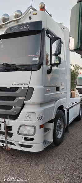 اكتروس حاجب 2011 للبيع
لون ابيض
حجم 1844
رقم اربيل جديد تحويل
سنويه جديده /هزه جديده /فحص جديد
مربوطه فلات جوانب متحركه ٤ محاور
بدون فصخ وربط
ريتادر شغال
محور قصير
مكفوله كفاله عامه
السعر 385$ وبيه مجال
العنوان الفلوجه
معرض الأنبار
احمد الحلبوسي
*********** #الحلبوسي
***********
