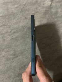 جهاز sony 5 mark 4 نسخة عالمية ( عربي اصل)   شريحتين شريحة eism وشريحة...